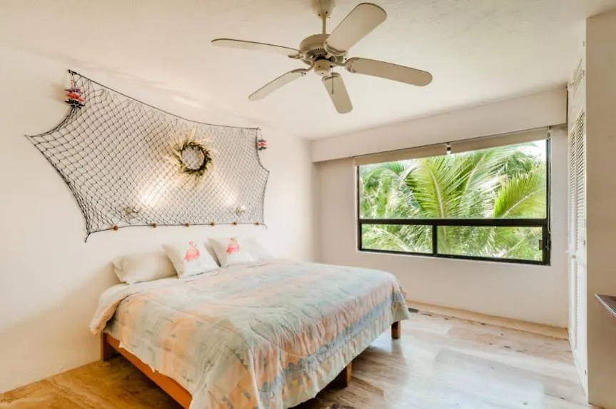 Laguna Beach Apartment Cancun