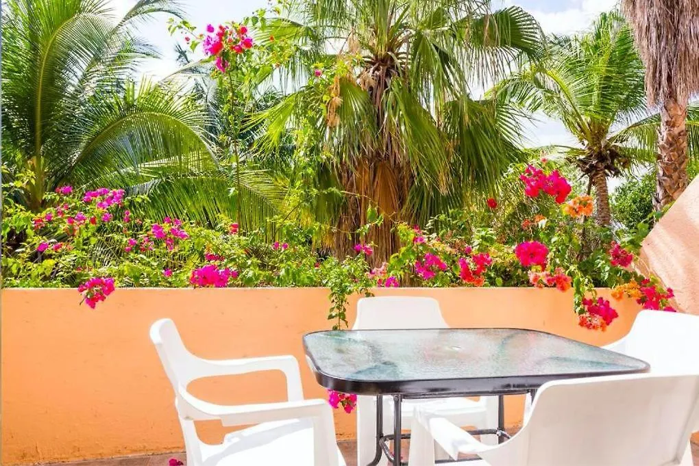 Laguna Beach Apartment Cancun Mexico