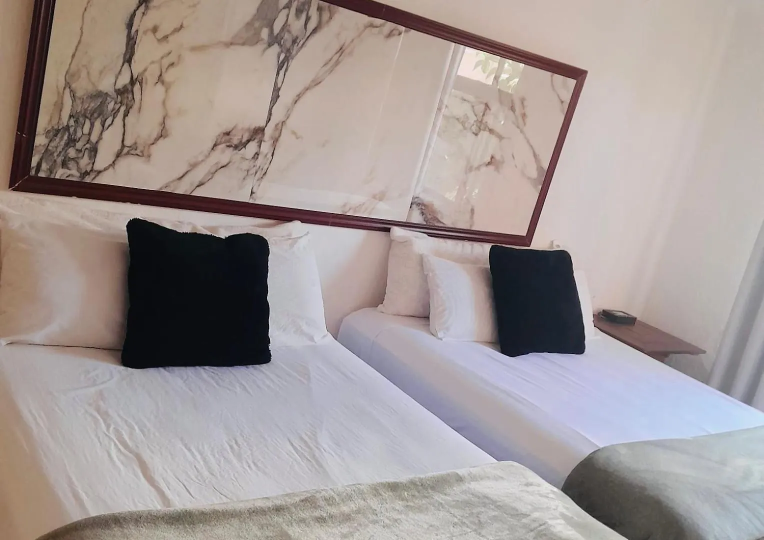 Laguna Beach Apartment Cancun