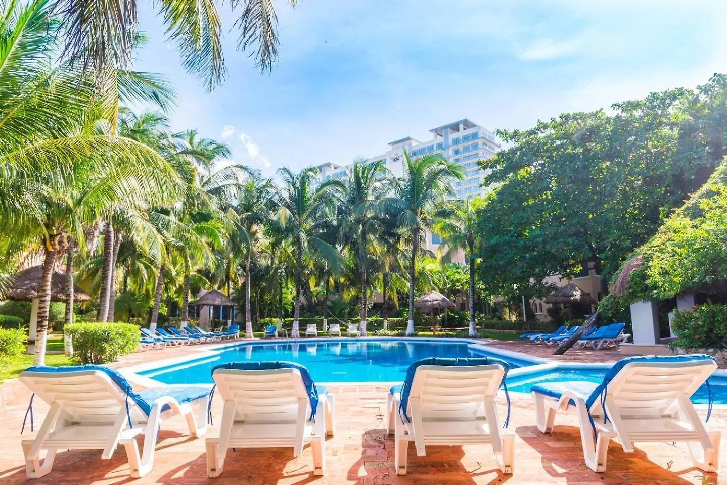 Laguna Beach Apartment Cancun
